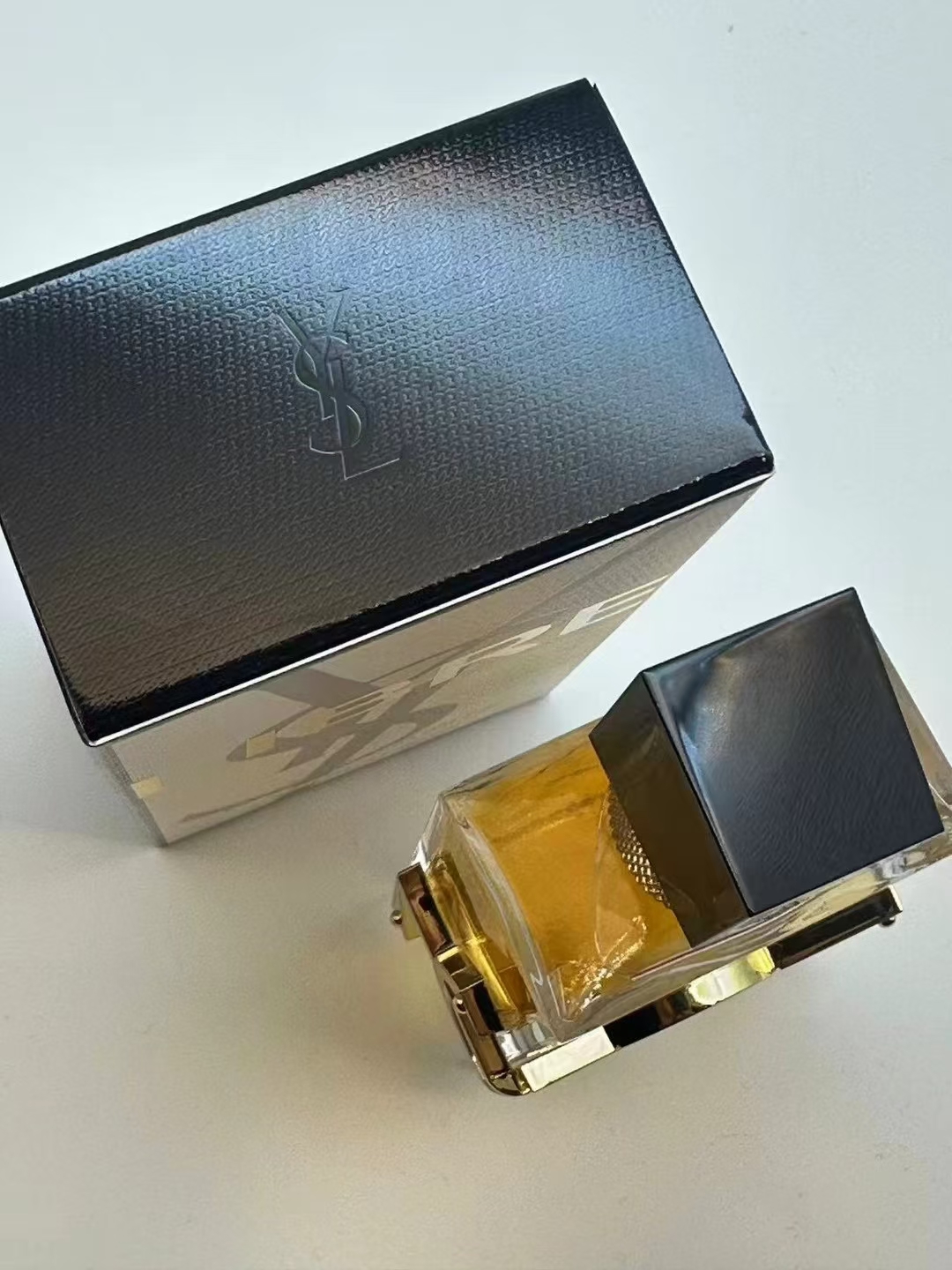 Saint Laurent perfume